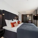Clarion Hotel