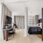 Hotel Clarion