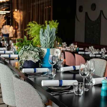 Clarion Hotel