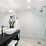 Clarion 4*