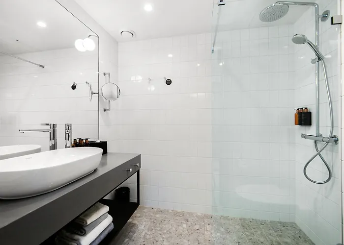 Clarion Hotel 4*