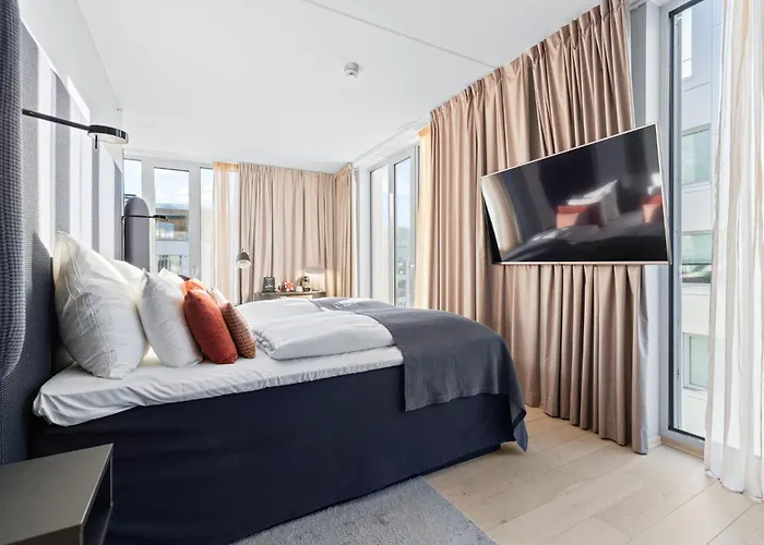 Clarion Hotel 4*