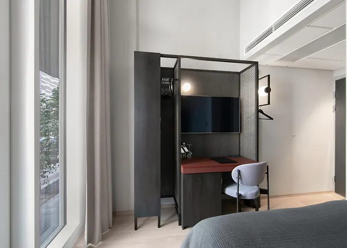 Clarion 4*