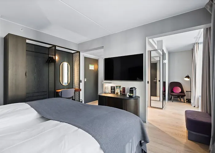 Clarion 4*